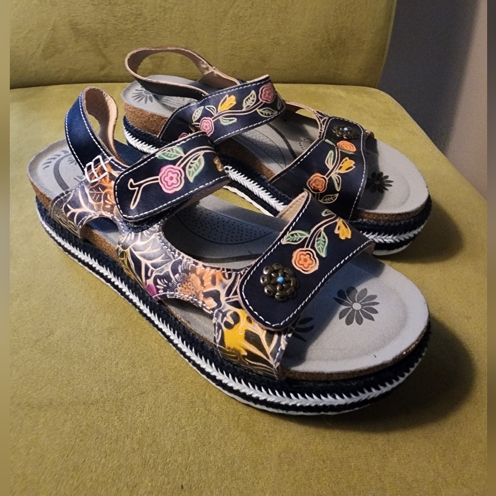 Floral Embroidered Sandals